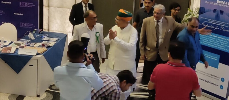 Meeting with Dr. Arjun Ram Meghwal, Union Minister Law & Justice, IAS.